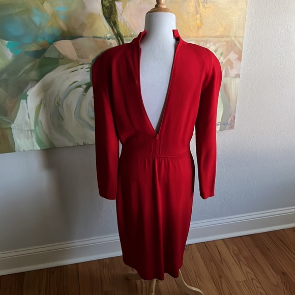 Vintage St. John knit dress red long sleeves size 6 - Picture 10 of 16